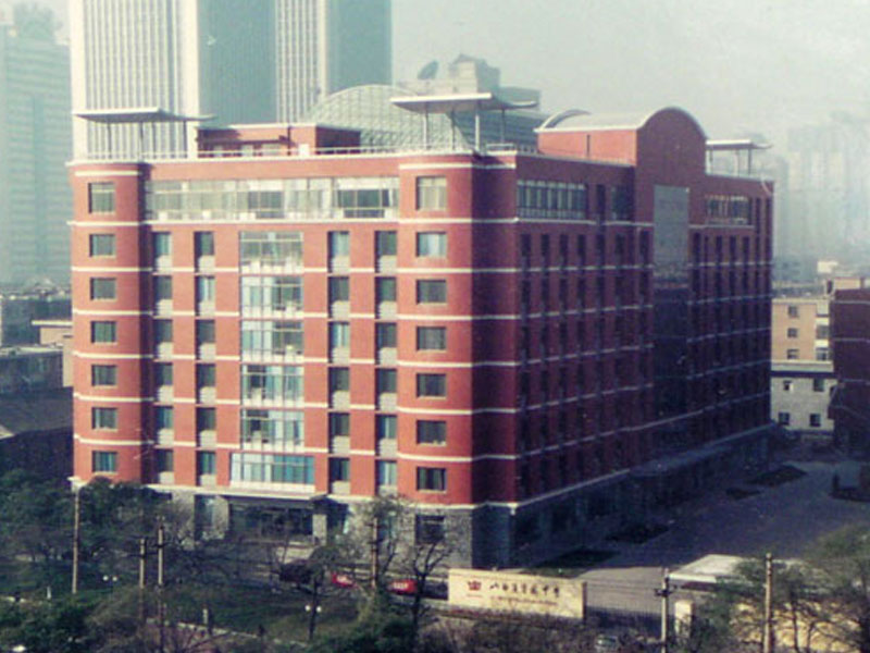 實(shí)驗(yàn)中學(xué)辦公樓樁基工程